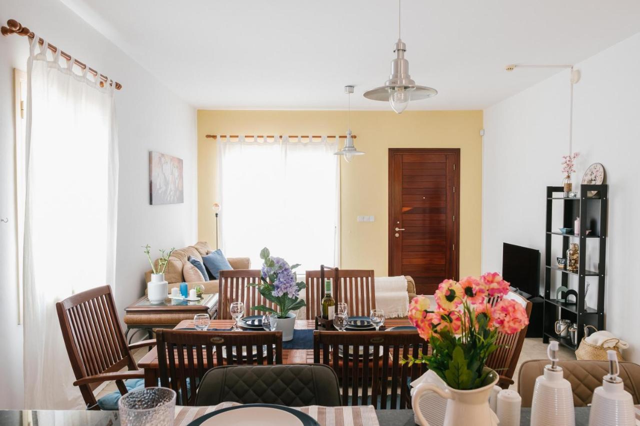 Aphrodite Gardens No.9 Luxury Apt Pafos Zewnętrze zdjęcie